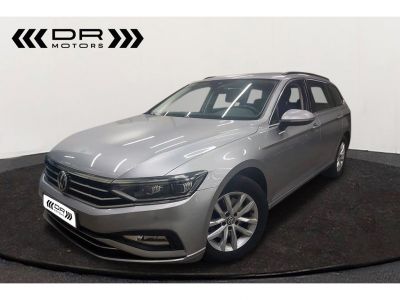 Volkswagen Passat Variant 1.6TDI SCR DSG STYLE - NAVI TREKHAAK LED  - 1