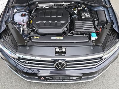 Volkswagen Passat Variant 2.0 TSI DSG 2x R-Line Matrix  - 8