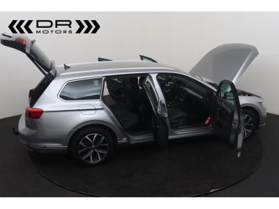 Volkswagen Passat Variant 2.0TDI SCR DSG HIGHLINE - NAVI CARPLAY/ANDROID AUTO DAB  - 10