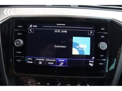 Volkswagen Passat Variant 2.0TDI SCR DSG HIGHLINE - NAVI CARPLAY/ANDROID AUTO DAB  - 19