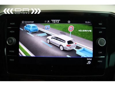 Volkswagen Passat Variant 2.0TDI SCR DSG HIGHLINE - NAVI CARPLAY/ANDROID AUTO DAB  - 25