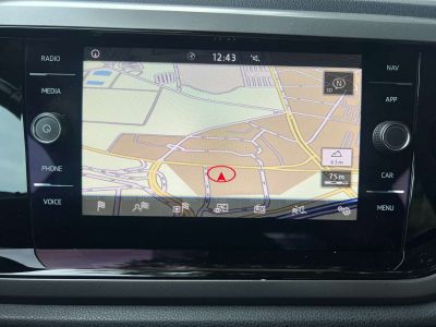 Volkswagen Polo 1.0i 80cv Confort line navig clim Appel CarPlay  - 15