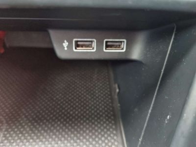 Volkswagen Polo 1.0i Trendline CRUISE CLIM USB GARANTIE 12M  - 15