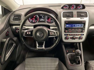 Volkswagen Scirocco 1.4 TSI - 1ERMAIN- ETAT NEUF- CLIM - SIEGE CHAUF- - <small></small> 12.990 € <small>TTC</small> - #10