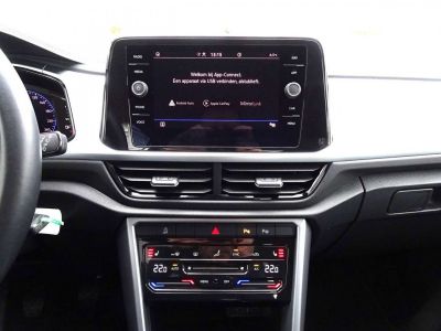 Volkswagen T-Roc 1.0TSi Life CARPLAY,VIRTUAL,ADAPT.CRUISE,CAMERA  - 12