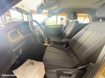 Volkswagen T-Roc LOUNGE  - 5