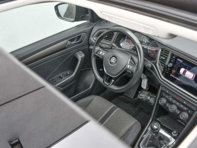 Volkswagen T-Roc Mark 1 (2017-2022) 1.0 TSI - CAMERA - ACC - CARPLAY - PANO - NAVI - VERWARM. ZET -  - 17