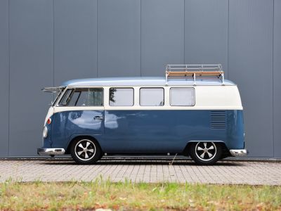 Volkswagen T1 Kombi 2.1L 4 cylinder boxer engine producing a lot more power than originally  - 35