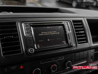 Volkswagen T6 Transporter 2.0 TDi Cruise Navi Tel Clim Carplay  - 13