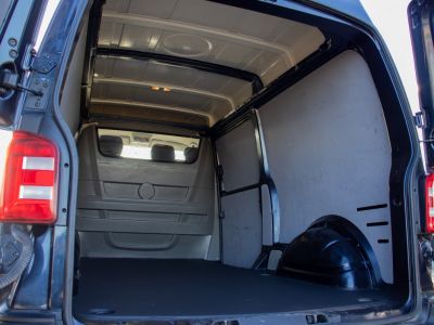 Volkswagen T6 Volkswagen Transporter High Roof 2.0 TDI 204PK - LICHTE VRACHT - 3 PLAATSEN - SENSOREN - AIRCO - TREKHAAK - EURO 6  - 29