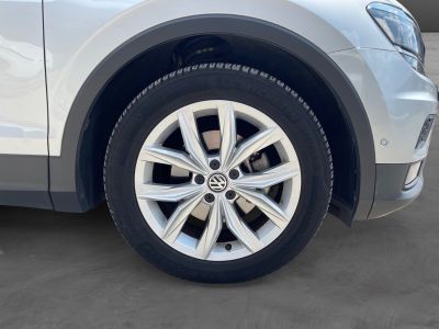 Volkswagen Tiguan 2.0 TDI 150 DSG7 Carat / TOIT OUVRANT / VIRTUAL COCKPIT / CARPLAY  - 20