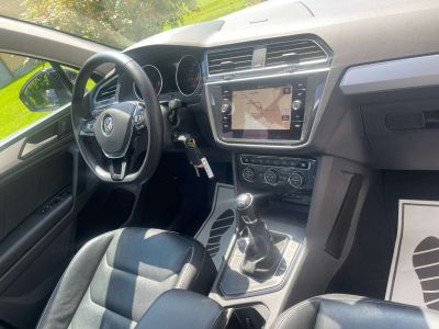 Volkswagen Tiguan 2.0 TDi 85kw PANORAMIC  - 14