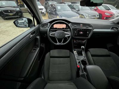 Volkswagen Tiguan 2.0 TDI COCKPIT-TOIT PANO-NAVI-CAM-CLIMTRONIC-EU6d  - 16