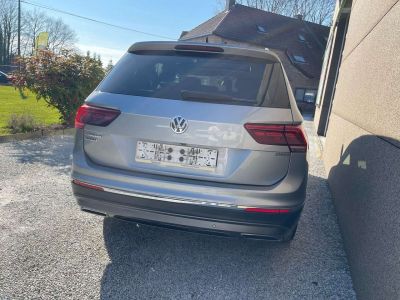 Volkswagen Tiguan Allspace 2.0 TDi Highline 7PL Matrix Panoramic  - 4