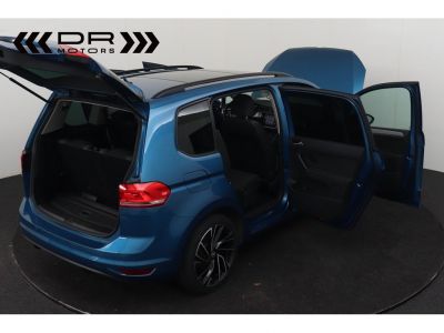 Volkswagen Touran 1.0TSi TRENDLINE - NAVI PANODAK ADAPTIVE CRUISE 7 PLAATSEN  - 11