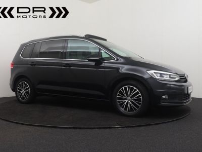 Volkswagen Touran 1.6TDI HIGHLINE DSG - 7 PLAATSEN NAVI LEDER PANODAK  - 4