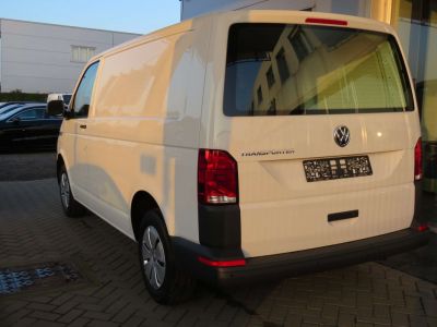 Volkswagen Transporter T6.1 Bestelwagen 110pk - Airco - Parkeerhulp - 3 zit  - 4