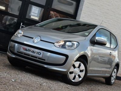 Volkswagen Up 1.0i Comfortline  - 6