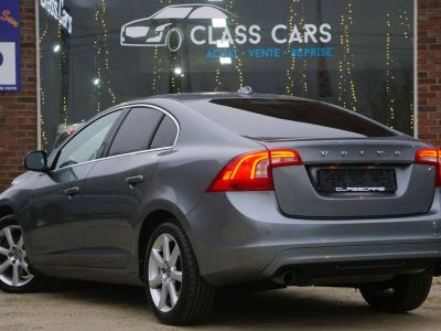 Volvo S60 1.5 T3 Momentum Boite AUTO Navi Clim Radars Carnet  - 4