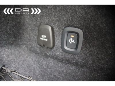 Volvo S60 B3 MHEV GEARTRONIC DARK PLUS - LEDER LED KEYLESS ENTRY HARMANN KARDON  - 38