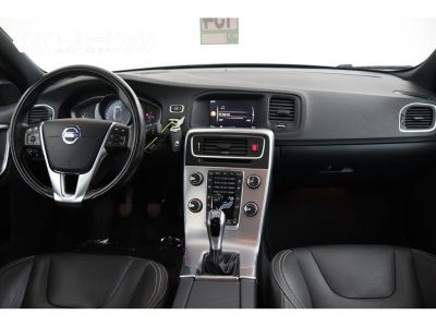 Volvo S60 D2 DYNAMIC EDITION - LEDER ADAPTIVE CRUISE BLIS NAVI  - 16