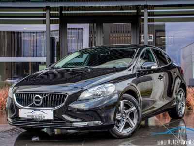 Volvo V40 2.0 D2 - HISTORIEK - AIRCO - CRUISECONTROL - PARKEERSENSOREN  - 1