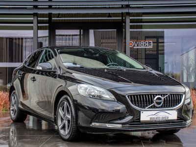 Volvo V40 2.0 D2 - HISTORIEK - AIRCO - CRUISECONTROL - PARKEERSENSOREN  - 3