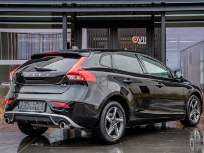 Volvo V40 2.0 D2 - HISTORIEK - AIRCO - CRUISECONTROL - PARKEERSENSOREN  - 9