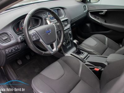 Volvo V40 T3 1.6i  - 1STE EIGENAAR - HISTORIEK - PARKEERSENSOREN - AIRCO - CRUISECONTROL  - 3