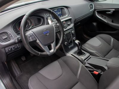 Volvo V40 T3 1.6i  - 1STE EIGENAAR - HISTORIEK - PARKEERSENSOREN - AIRCO - CRUISECONTROL  - 12