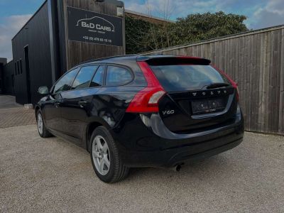 Volvo V60 2.0 D2 Kinetic Geartronic NETTO: € 9.909 EURO  - 2