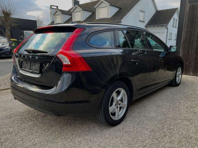 Volvo V60 2.0 D2 Kinetic Geartronic NETTO: € 9.909 EURO  - 4