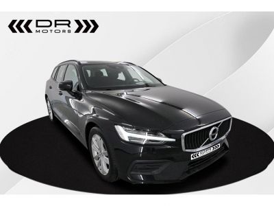 Volvo V60 B3 MOMENTUM GEARTRONIC - LED CAMERA 19.417km!!!!  - 2