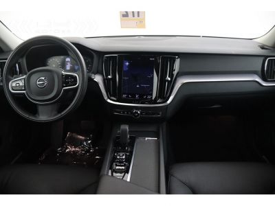 Volvo V60 B4 MOMENTUM GEARTRONIC - LEDER LED KEYLESS ENTRY MIRROR LINK  - 16