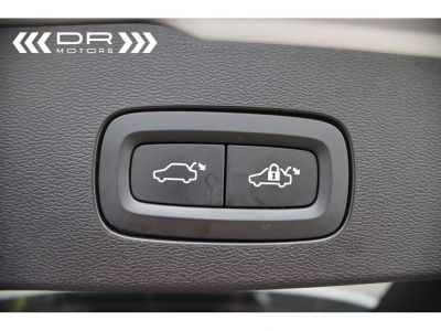 Volvo V60 B4 MOMENTUM GEARTRONIC - LEDER LED KEYLESS ENTRY MIRROR LINK  - 43