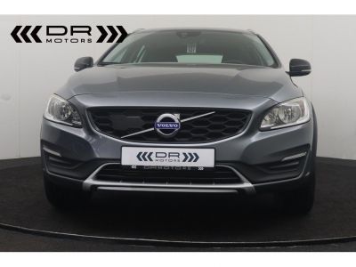 Volvo V60 Cross Country D3 - LEDER NAVI  - 2