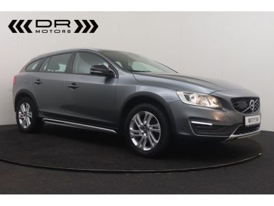 Volvo V60 Cross Country D3 - LEDER NAVI  - 3