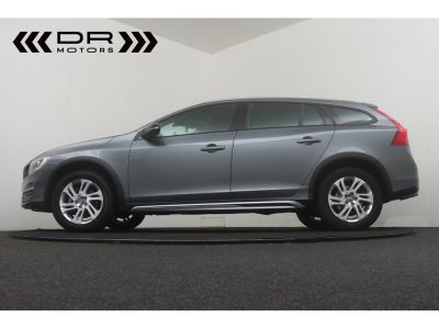 Volvo V60 Cross Country D3 - LEDER NAVI  - 9