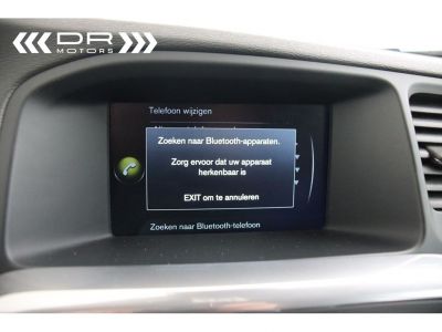 Volvo V60 Cross Country D3 - LEDER NAVI  - 23