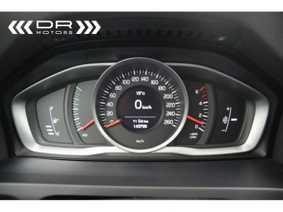 Volvo V60 Cross Country D3 - LEDER NAVI  - 25