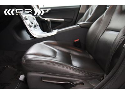 Volvo V60 Cross Country D3 - LEDER NAVI  - 31