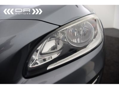 Volvo V60 Cross Country D3 - LEDER NAVI  - 35