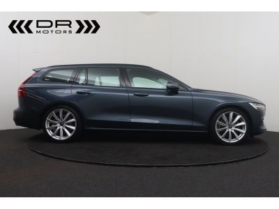 Volvo V60 D3 MOMENTUM - LEDER LED NAVI MIRRORLINK  - 8