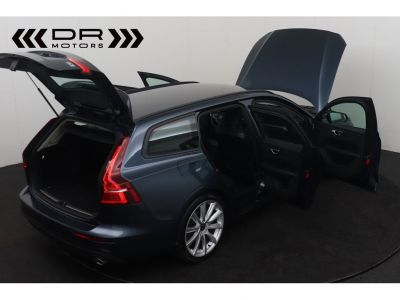 Volvo V60 D3 MOMENTUM - LEDER LED NAVI MIRRORLINK  - 10