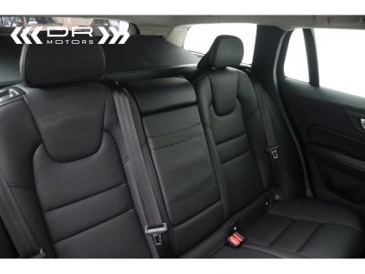 Volvo V60 D3 MOMENTUM - LEDER LED NAVI MIRRORLINK  - 14