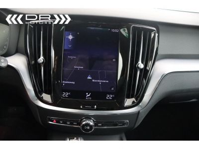 Volvo V60 D3 MOMENTUM - LEDER LED NAVI MIRRORLINK  - 17