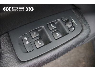 Volvo V60 D3 MOMENTUM - LEDER LED NAVI MIRRORLINK  - 38