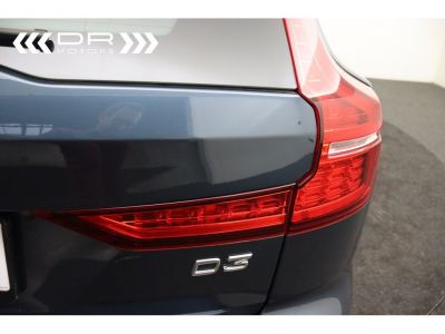 Volvo V60 D3 MOMENTUM - LEDER LED NAVI MIRRORLINK  - 43