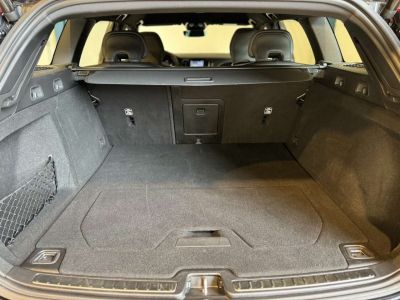 Volvo V60 T6 AWD Plug-in hybride Plus Dark  - 15