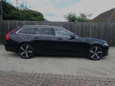 Volvo V90 2.0 T8 TE AWD PHEV R-Design Gear. HEAD-UP-PANO  - 5